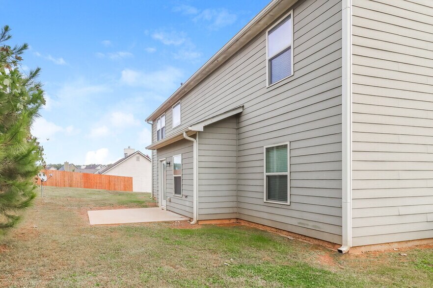 Building Photo - 38 Hamil Ct NW