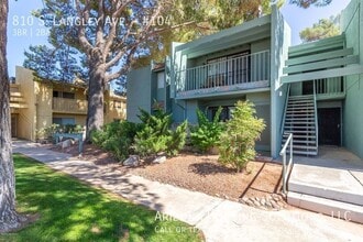 Building Photo - 810 S Langley Ave