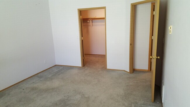 Building Photo - 2+ bed, 2 bath home in Sun Meadows, Sequim