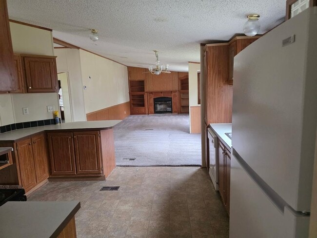 Building Photo - 3309 Valencia Dr