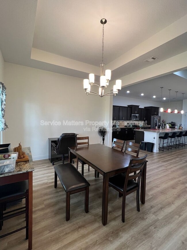 Building Photo - 4145 Grassy Run St