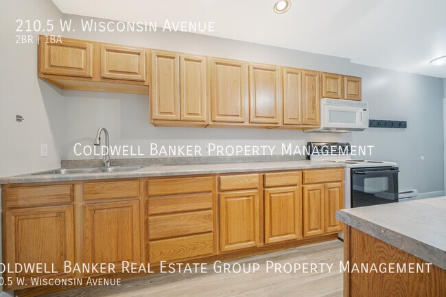 Building Photo - 210.5 W Wisconsin Ave