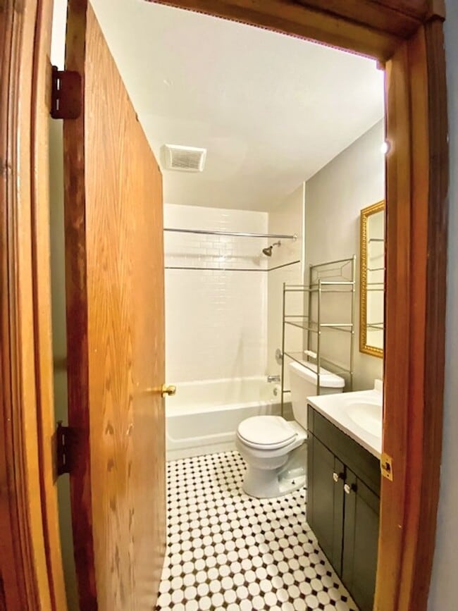 Building Photo - Maryland upper house