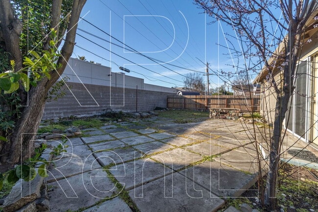 Building Photo - 5611 Tamworth Way
