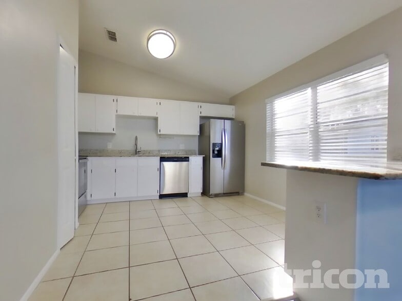 Building Photo - 1289 Cleveland Ave