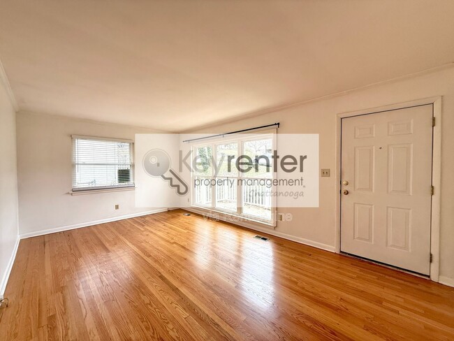 Building Photo - 1010 Summer St