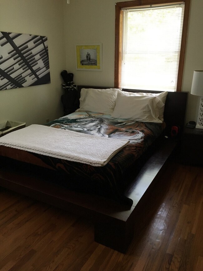 Building Photo - 426 Hobcaw Dr