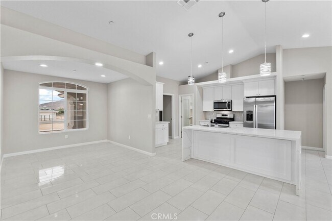 Building Photo - 8104 Corona Ave