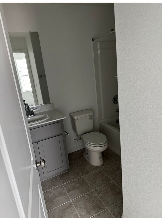 Building Photo - Brand-New 3 Bedroom Home in Elk Grove School District