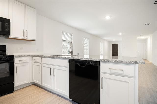 Building Photo - 3037 Ashbrook Ln