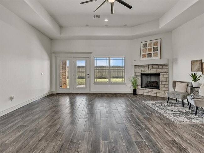 Building Photo - 1027 Kimberlin Ln