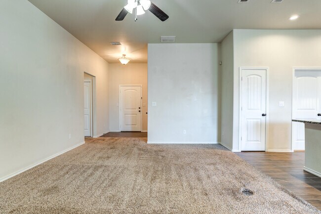 Building Photo - 13811 Uvalde Ave