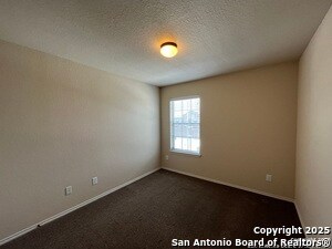 Building Photo - 522 Creekside Cir