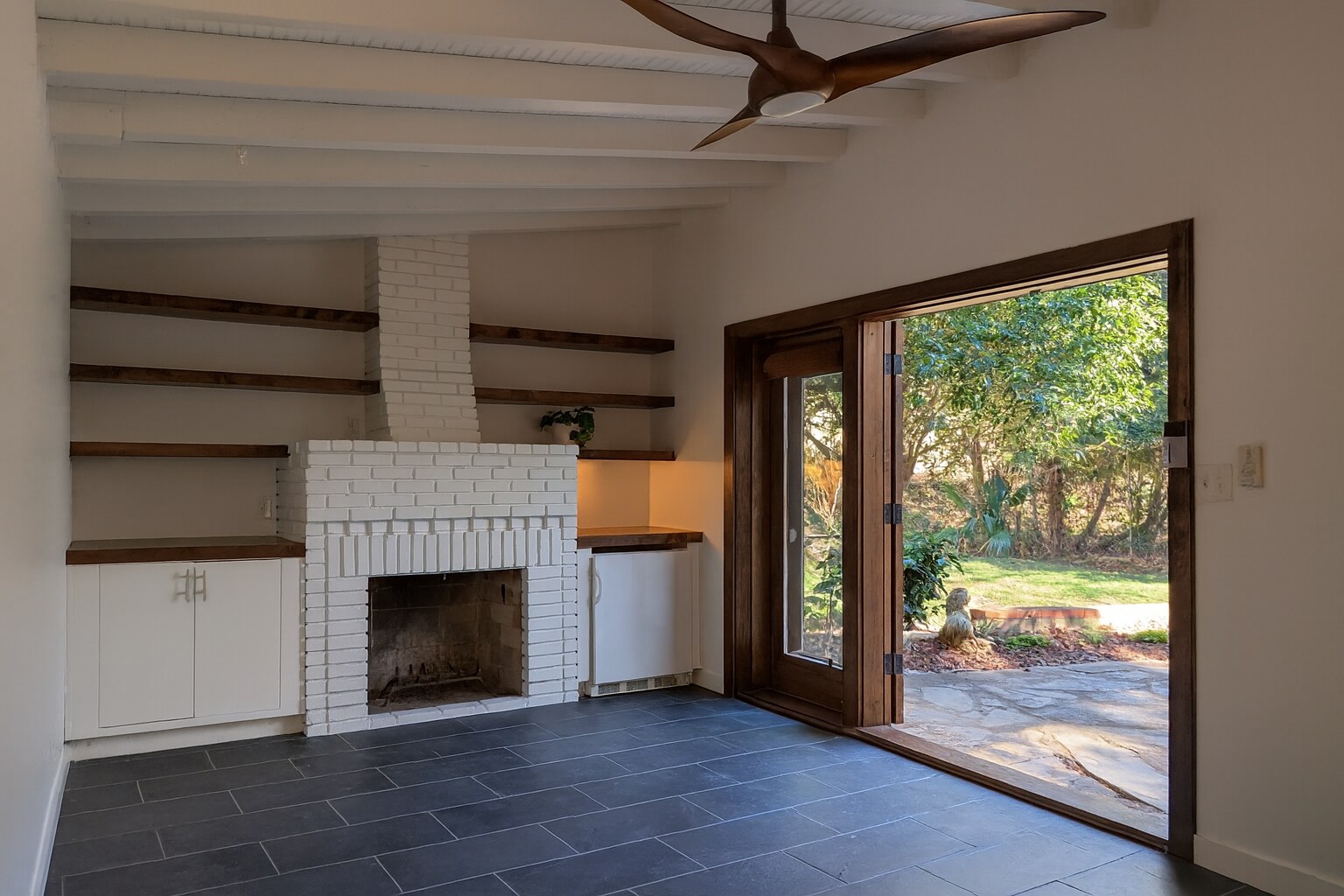 Garden House - 1096 Oakfield Dr SE