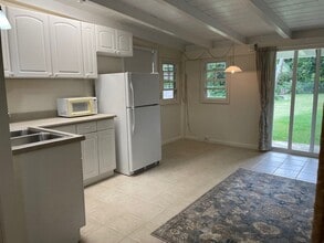 Building Photo - l3817g