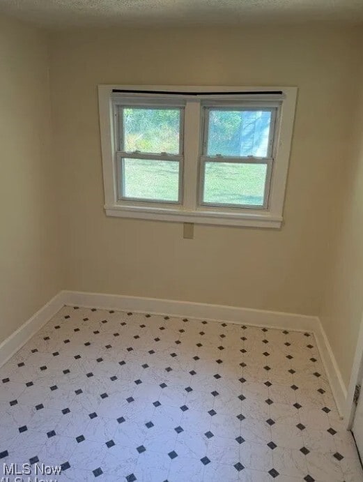 Building Photo - 431 Noah Ave