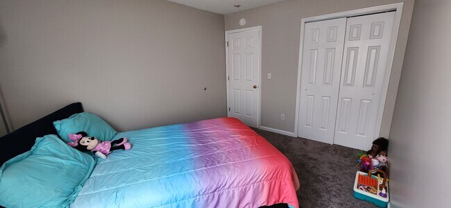 Building Photo - 1113 Waverly Pl Dr