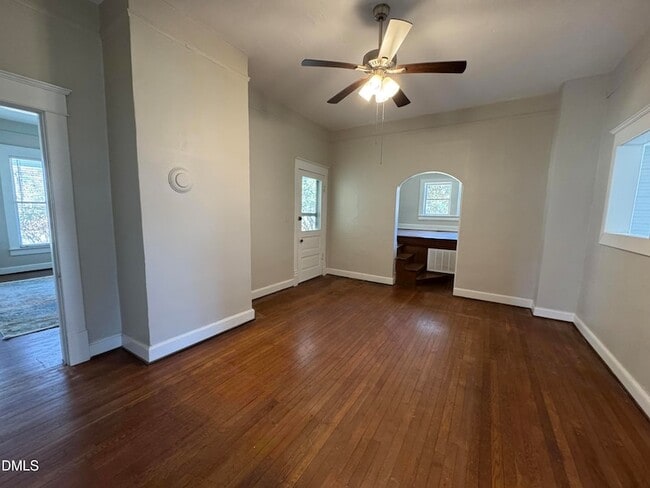 Building Photo - 483 W Salisbury St