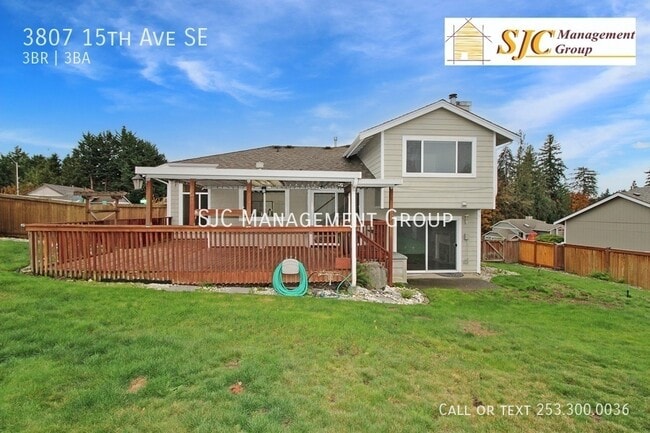 Building Photo - 3807 15th Ave SE
