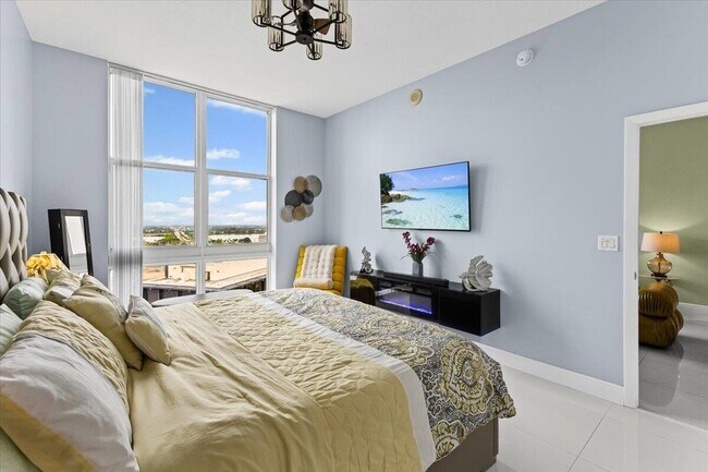 Building Photo - 550 Okeechobee Blvd