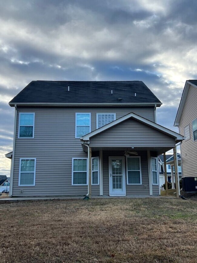 Building Photo - 68 Bicentennial Way