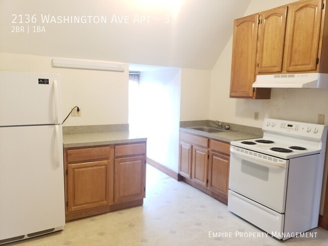Building Photo - 2136 Washington Ave