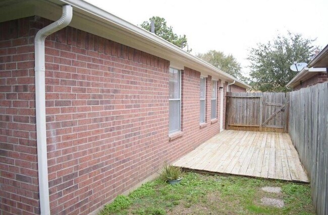 Building Photo - 12427 Westlock Dr