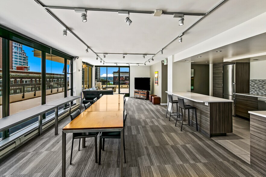 Community Room - 2201 3rd Ave
