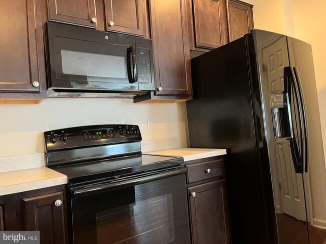 Building Photo - 72 Chennault Trail