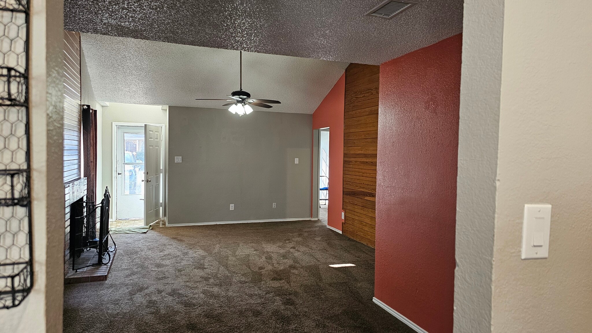 Building Photo - 1815 Sheehan Ct