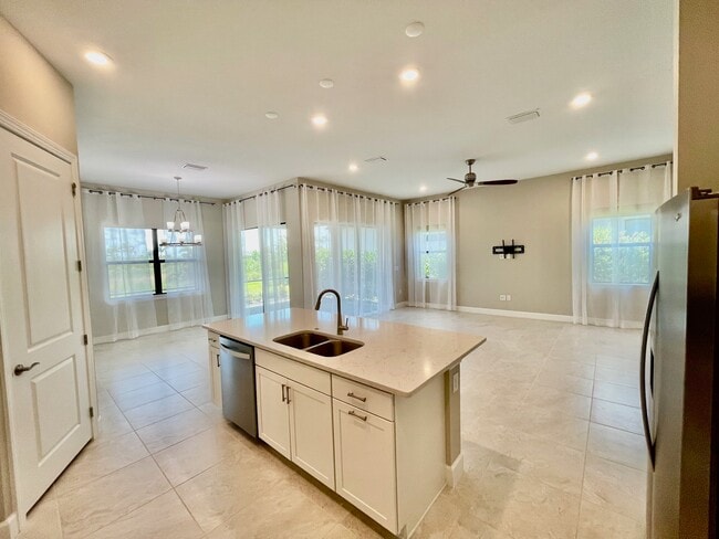 Building Photo - 14548 Eagle Branch Dr