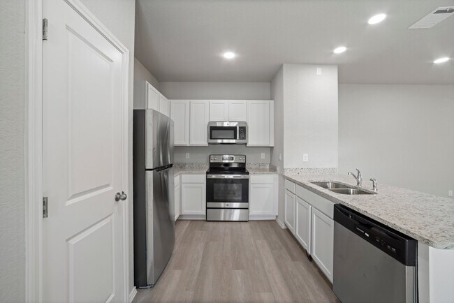 Building Photo - 7226 Briar Pl