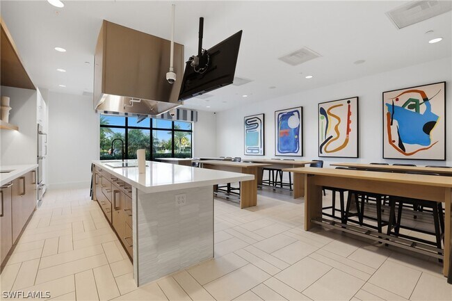 Building Photo - 11479 Coronado Wy