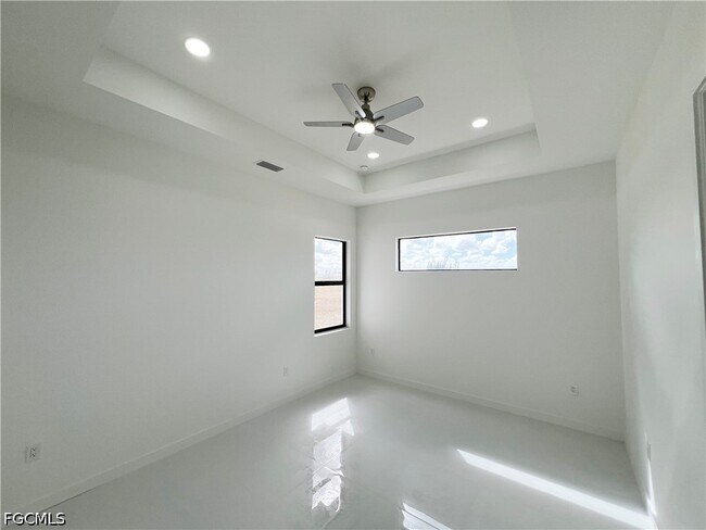 Building Photo - 2113 NW 41st Ave