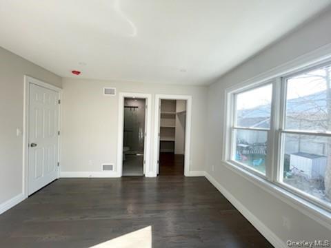 Building Photo - 27 Church St