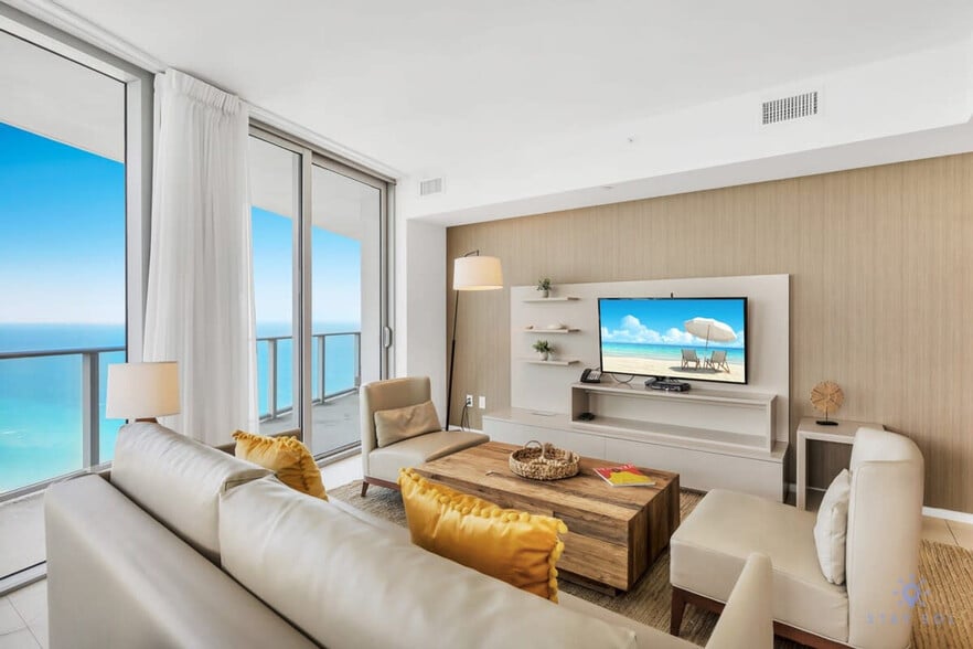 Building Photo - 4111 S Ocean Dr