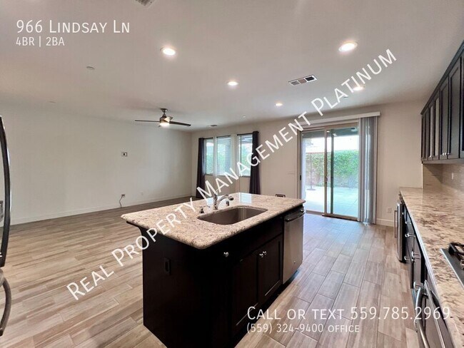 Building Photo - 966 Lindsay Ln