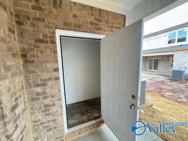 Building Photo - 12092 Chilly Dr