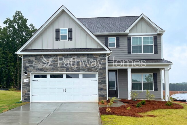 Building Photo - 102 N Sina St