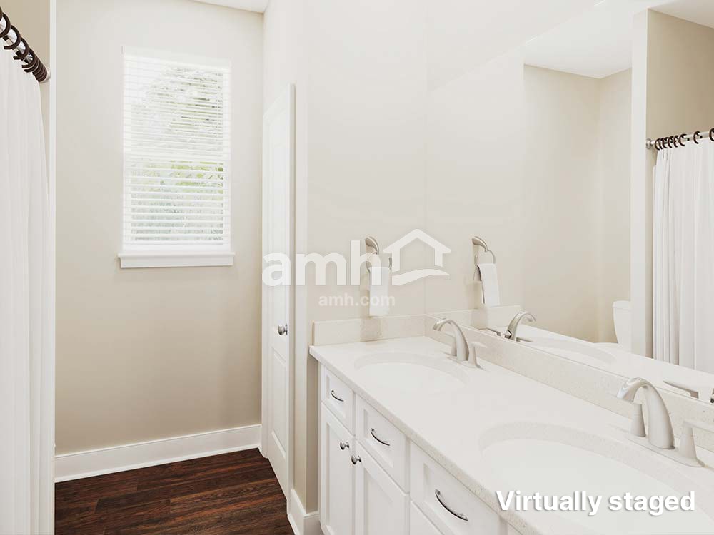Building Photo - 484 Banyan Frst Dr