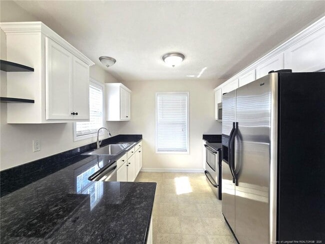 Building Photo - 115 Haywood St