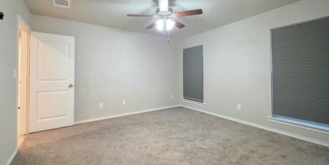 Building Photo - 7504 100th St