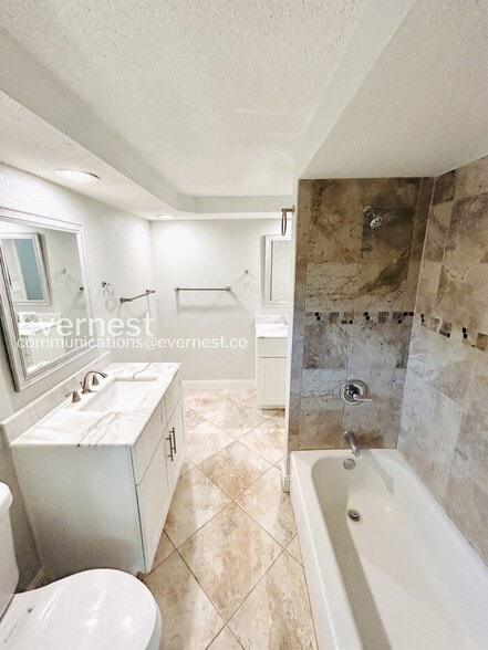 Building Photo - 1649 Dartmouth Dr