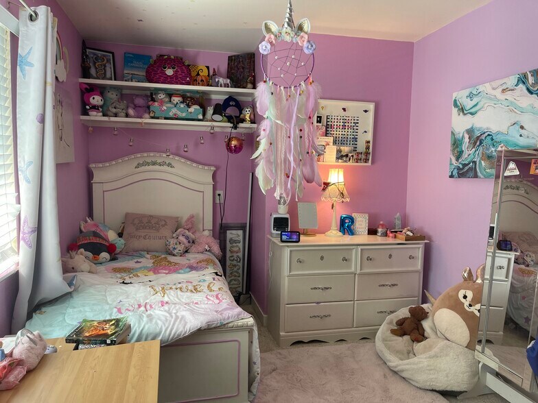 Building Photo - 9212 Pennywood Rd