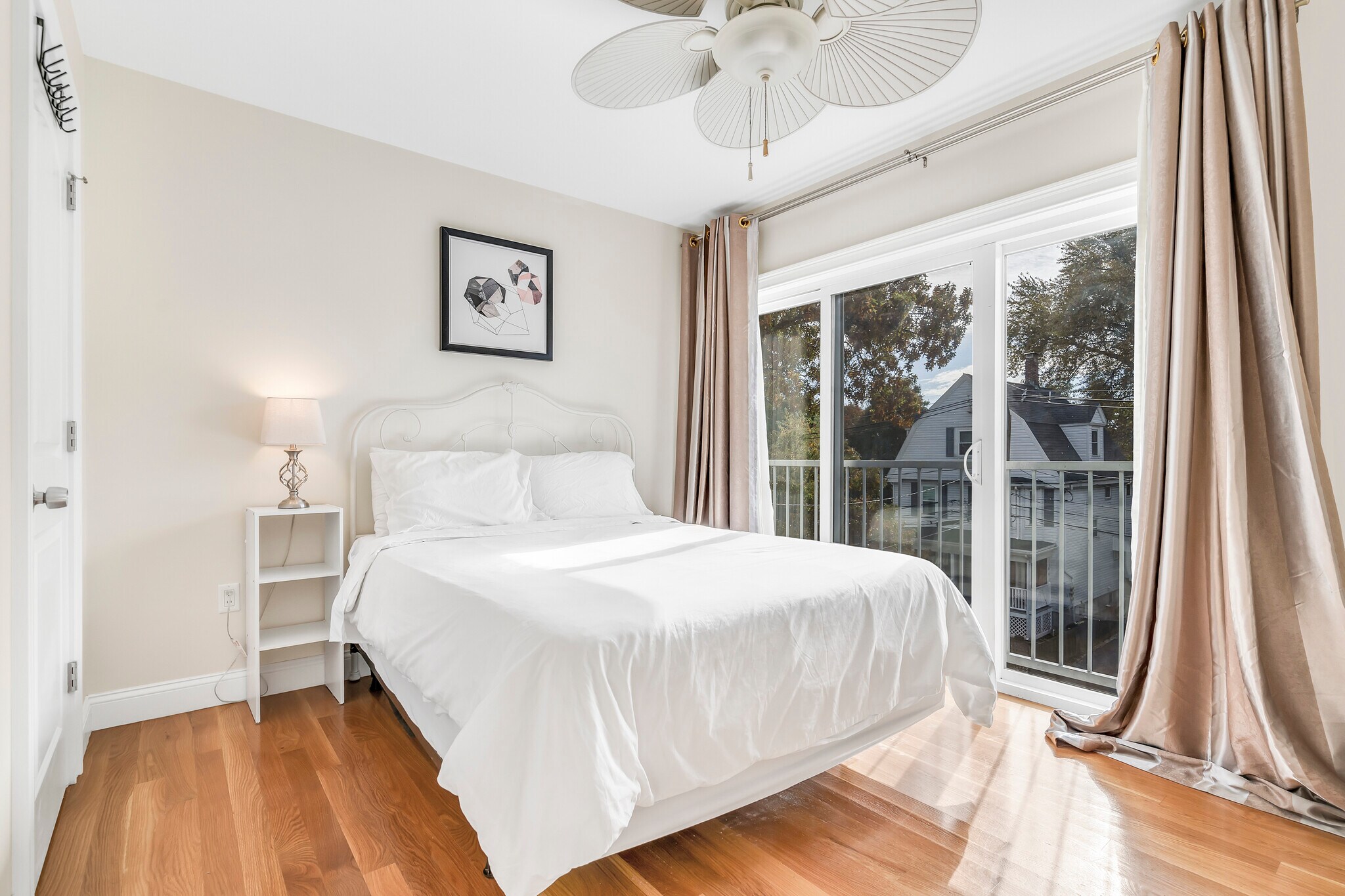 Building Photo - 14 Bradbury St