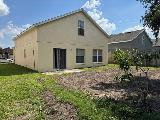 Building Photo - 5083 Luna Negra Dr