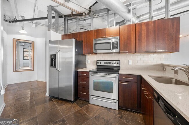 Building Photo - 878 Peachtree St NE