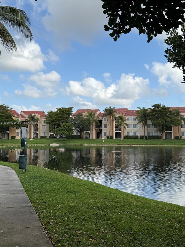 Building Photo - 2123 Renaissance Blvd