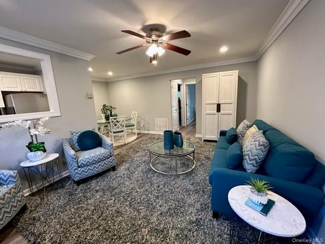 Building Photo - 3 Presidents Dr