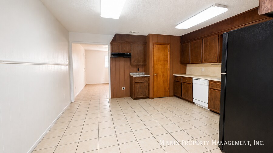 Building Photo - 7306 Avenue W